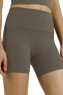 Pantalón corto de canalé Dreamlux de 6"