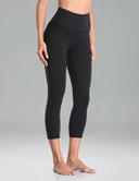 Essential High Waisted No-Roll 21" Sports Legging w/ Pockets