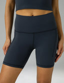 Pantalones cortos de yoga Dreamlux de cintura alta de 6" con bolsillos
