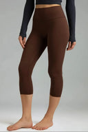 Dreamlux High Waisted No Front Seam 21" Workout Leggings