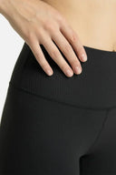 Pantalón corto de canalé Dreamlux de 6" 