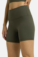 Pantalón corto de canalé Dreamlux de 6" 