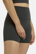 Pantalón corto de canalé Dreamlux de 6" 