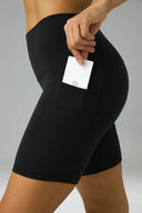 Pantalones cortos de yoga Dreamlux de cintura alta de 6" con bolsillos