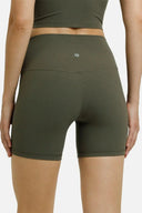 Pantalón corto de canalé Dreamlux de 6" 