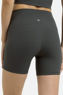 Pantalón corto de canalé Dreamlux de 6" 