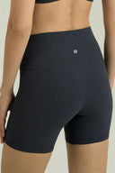 Pantalón corto de canalé Dreamlux de 6" 