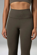 Legging acampanado Dreamlux de 31,5" 