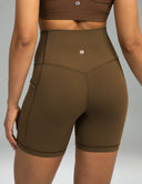 Pantalones cortos de yoga Dreamlux de cintura alta de 6" con bolsillos